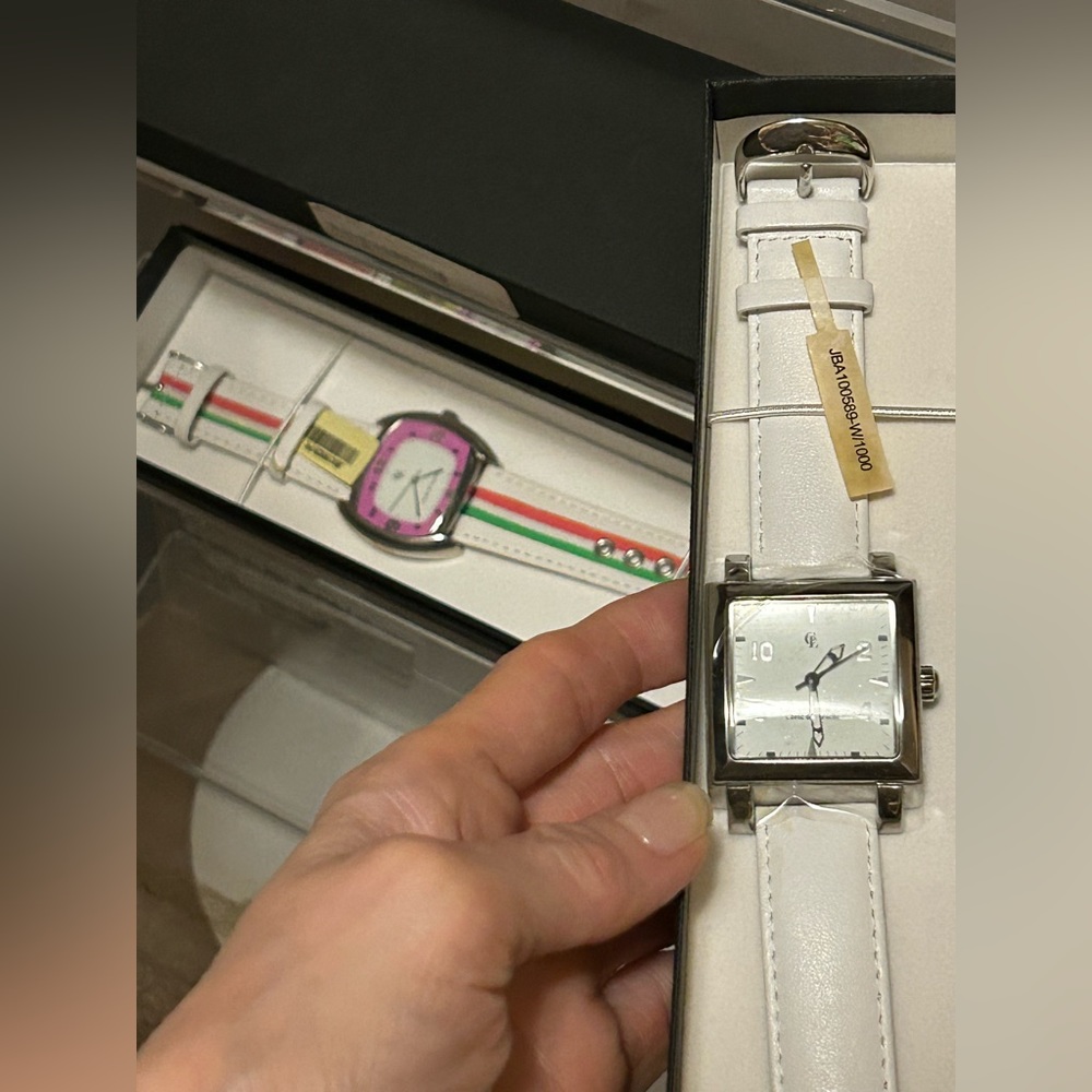 NWT/NIB Chete & Laroche Multicolor Watch With Serial # - Picture 3 of 10